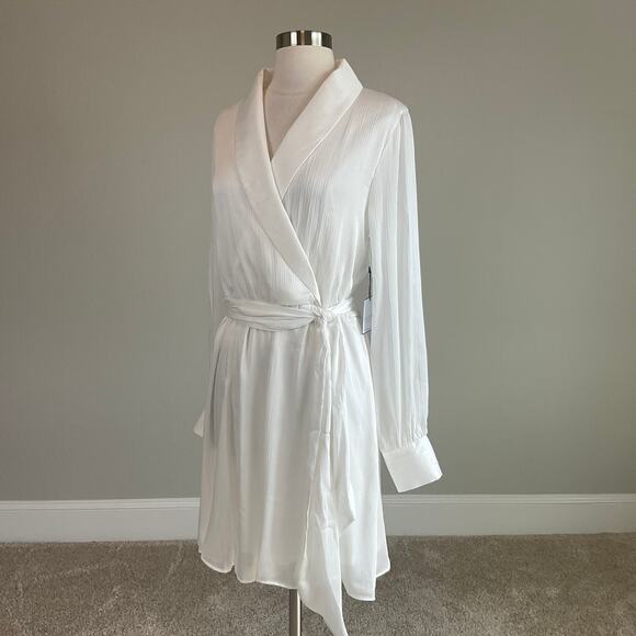 White Satin Long Sleeve Cocktail Dress Size 10 Laundry V-Neck A-Line Wrap - Picture 5 of 14